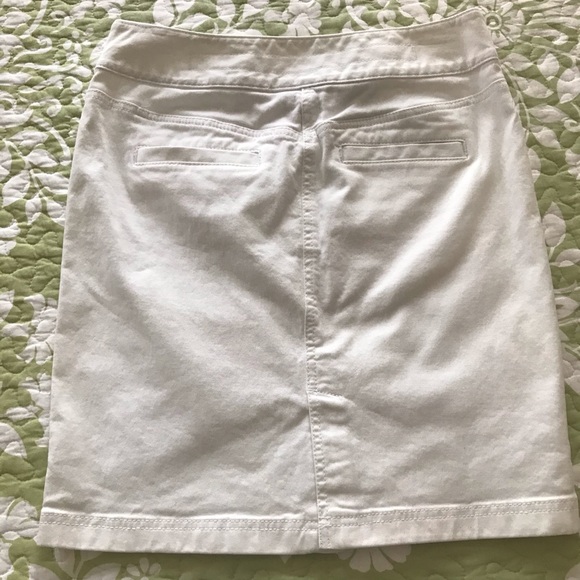 LOFT WHITE DENIM SKIRT - Picture 3 of 6